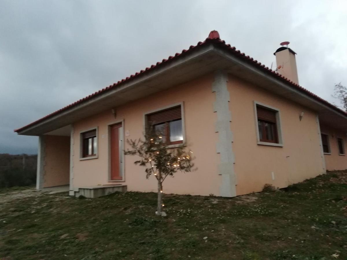Casa Da Fonte Em Prada, Vinhais Extérieur photo