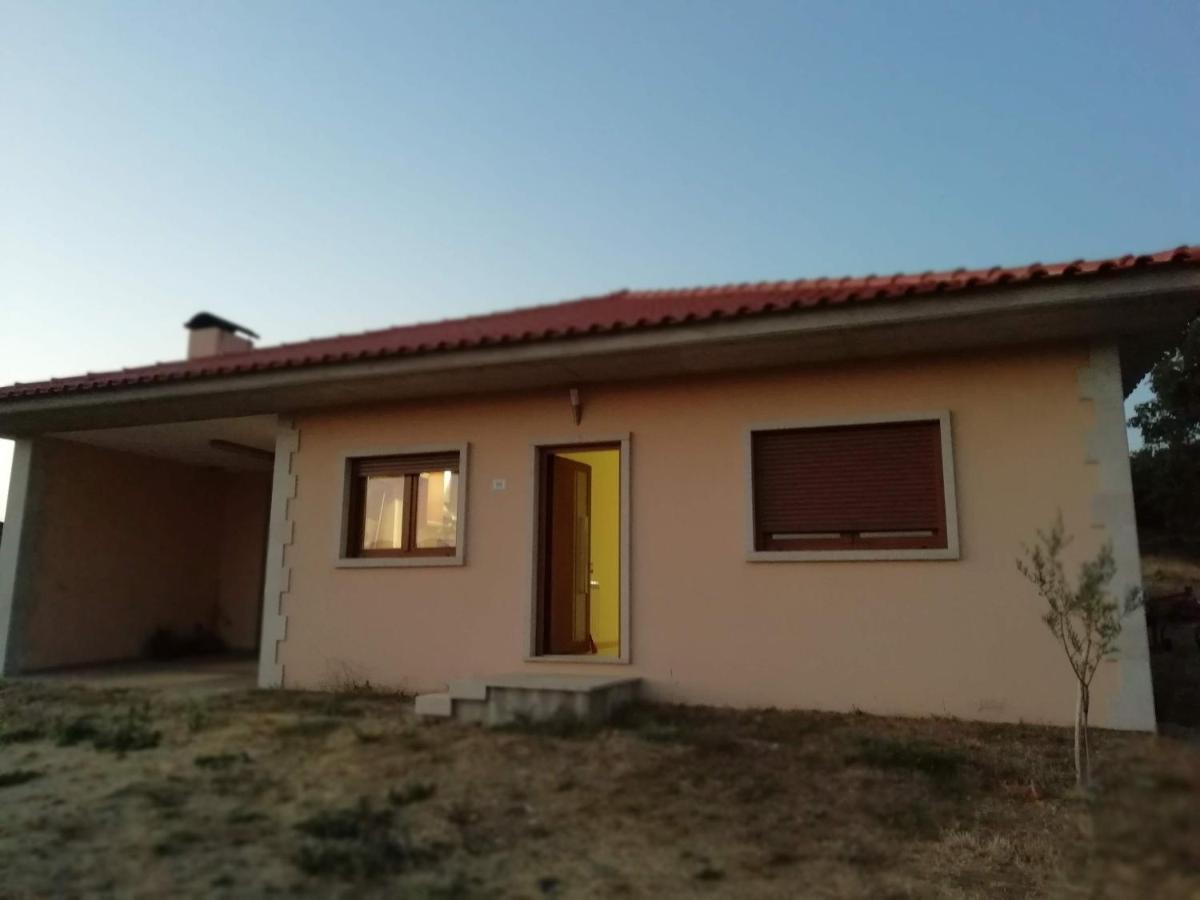 Casa Da Fonte Em Prada, Vinhais Extérieur photo