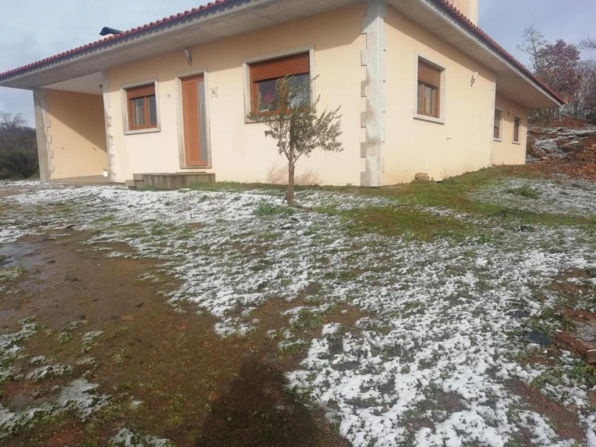 Casa Da Fonte Em Prada, Vinhais Extérieur photo